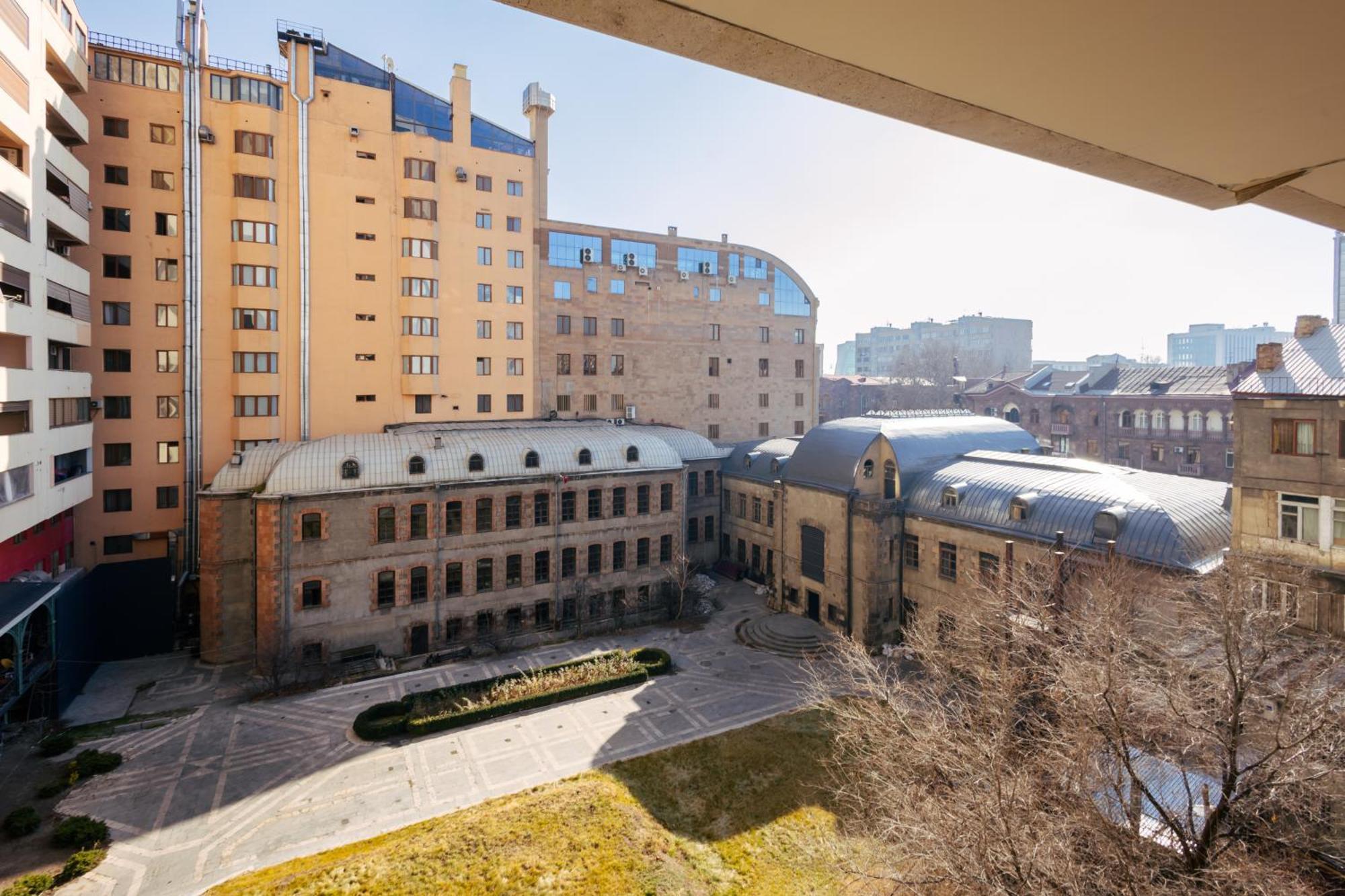 Residence Koghbatsi 16 Ереван Экстерьер фото